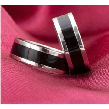 Ezüst - fekete karikagyűrű, 9