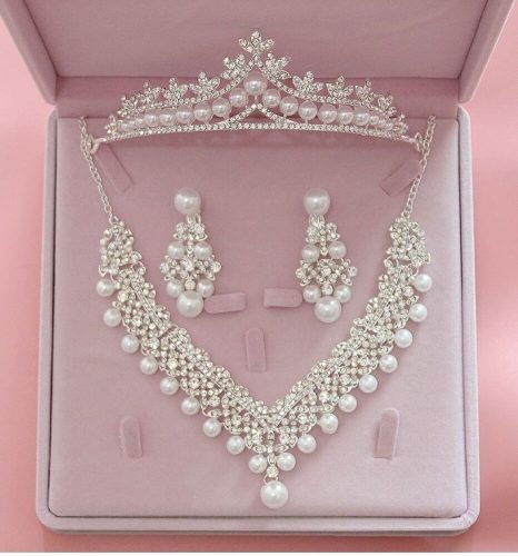 esküvői-szett-nyaklánc-fülbevaló-és-tiara
