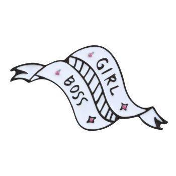 'Girl Boss' kitűző