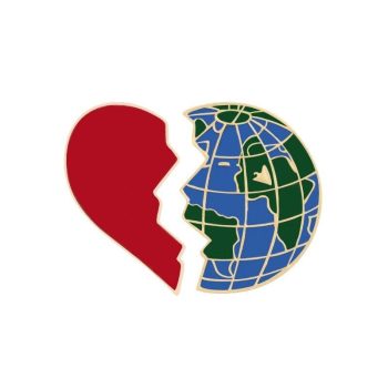 szív-és-föld-kitűző