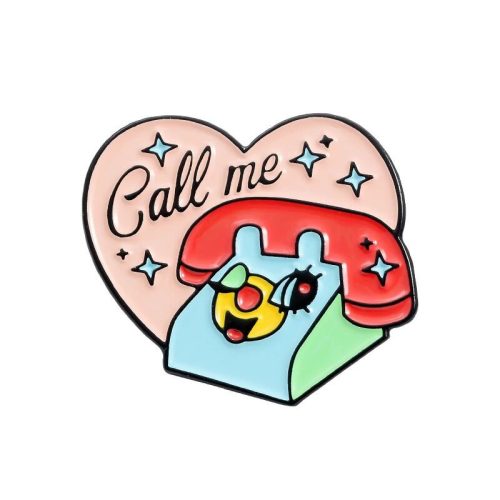 call-me-kitűző