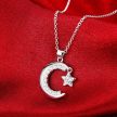 Ezüstözött nyaklánc cirkónium Hold és csillag medállal