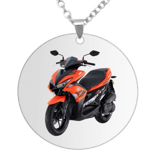 Yamaha-medál-lánccal-több-színben-és-formában-