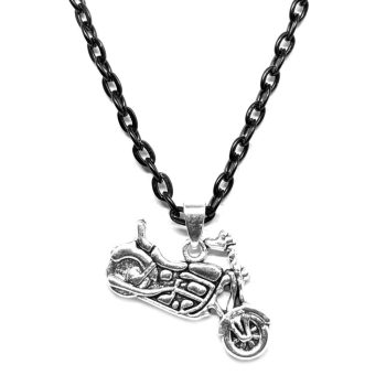 chopper-medál-nyaklánccal