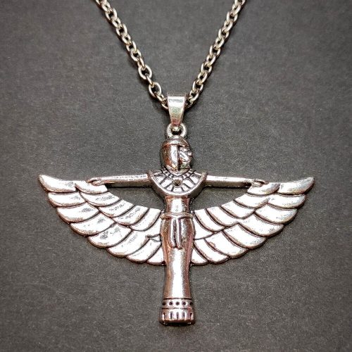 egyiptomi-istennő-medál-nyaklánccal