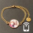Videóvetítő acél karkötő, videót, zenét, linket nyit meg okostelefonon - arany szín
