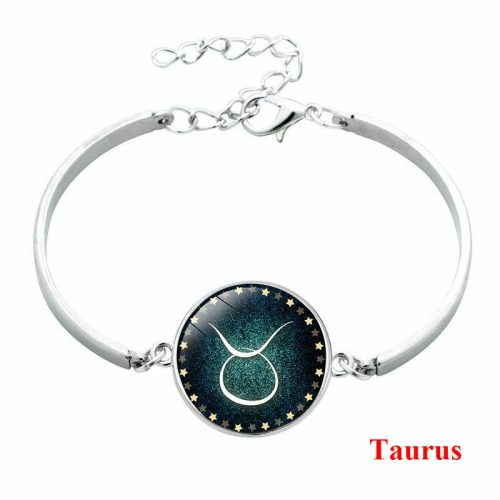 Csillagjegy karkötő, szép zöld medállal, bika (Taurus)